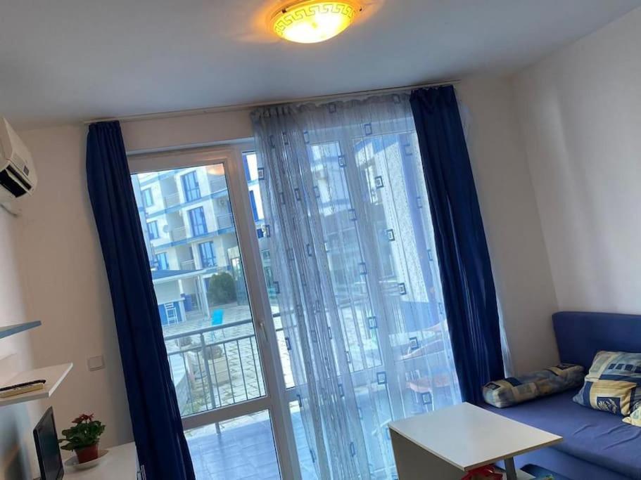Pomorie Direkt Am Pool Apartman Kültér fotó