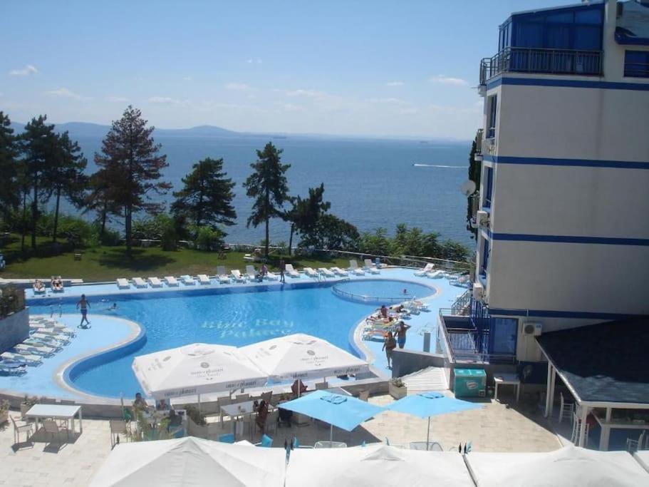 Pomorie Direkt Am Pool Apartman Kültér fotó