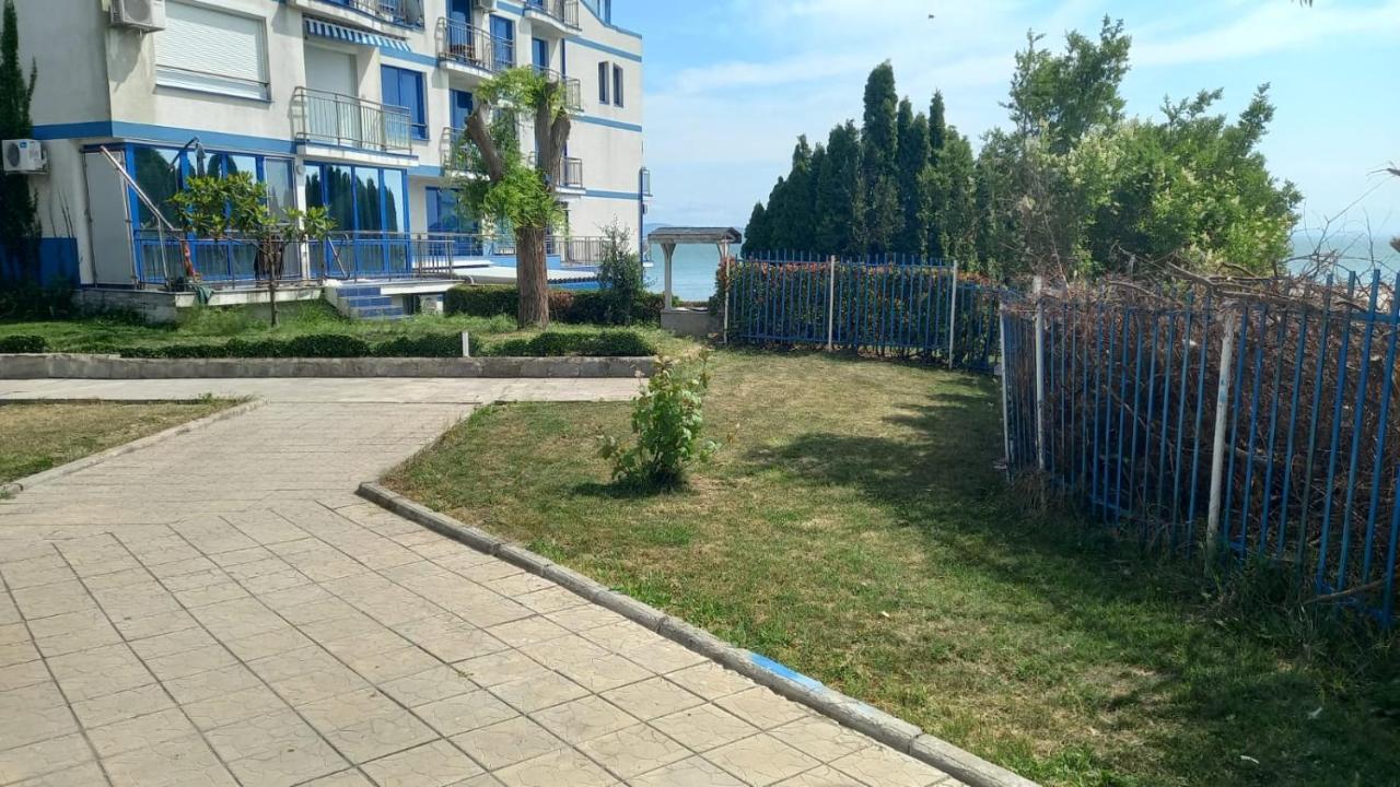 Pomorie Direkt Am Pool Apartman Kültér fotó